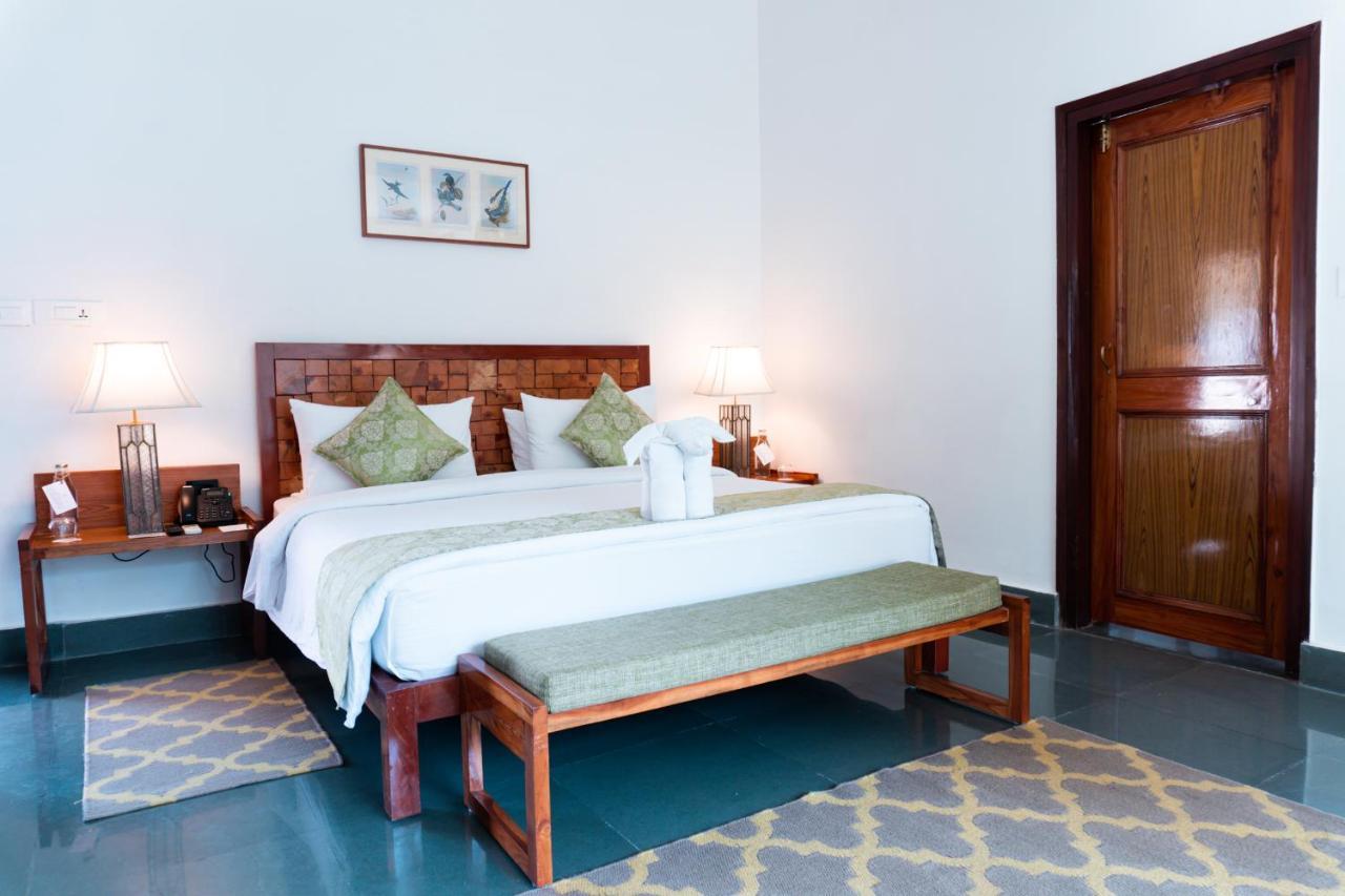 Resort Saraca & Corbett Garjia