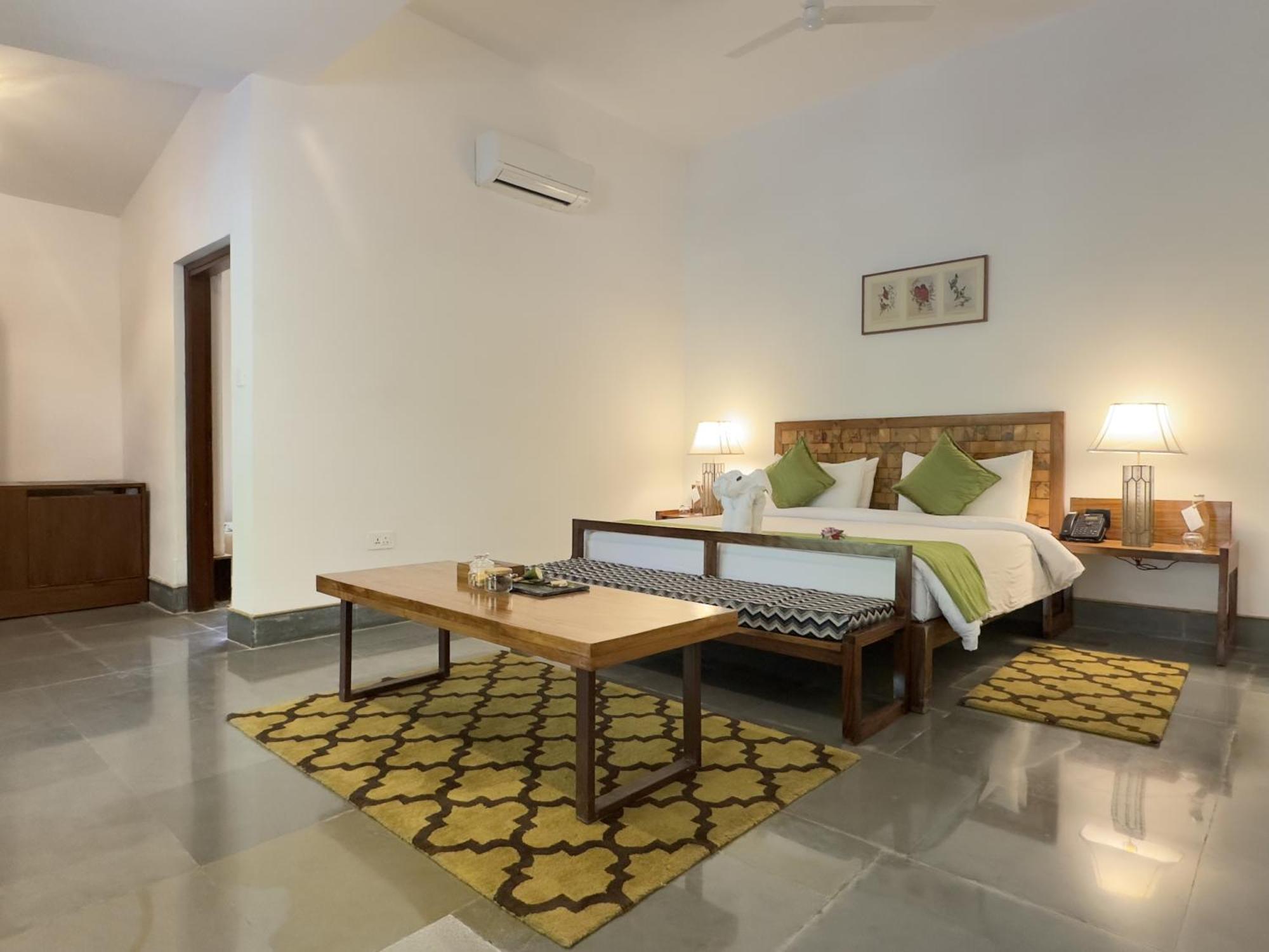 Resort Saraca & Corbett