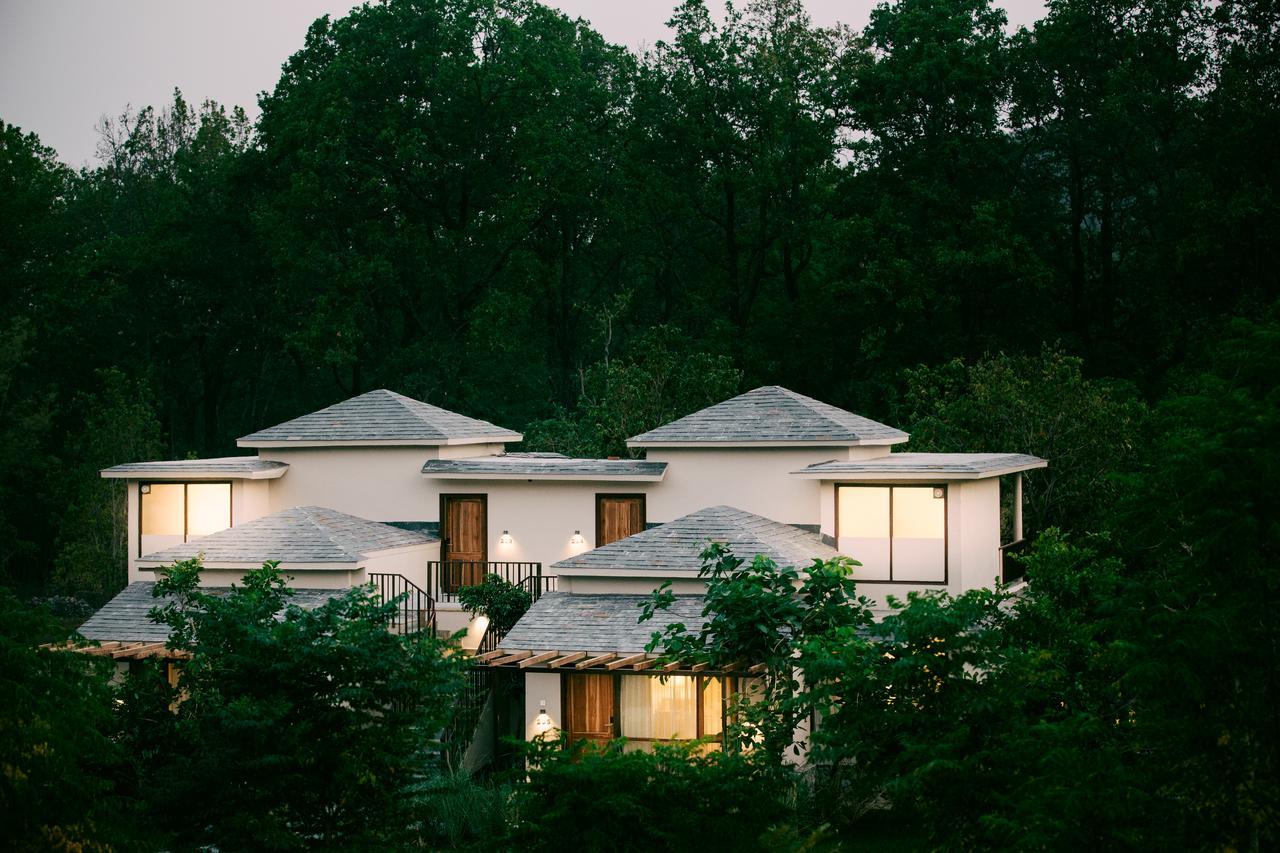 Resort Saraca & Corbett